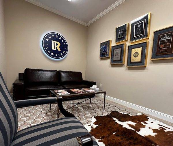 Russell Law Firm, LLC: Baton Rouge Accident & Injury Lawyers
